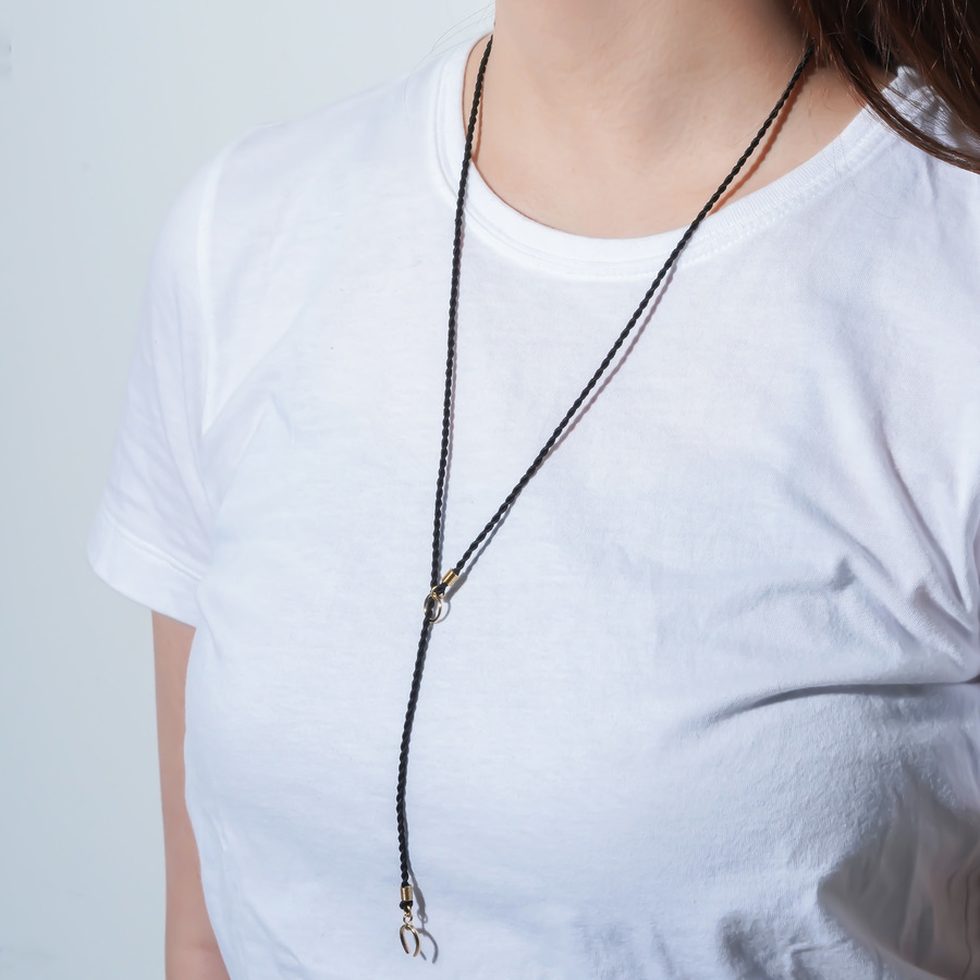 Horseshoe rope necklace (Black)｜enasoluna（エナソルーナ）公式サイト